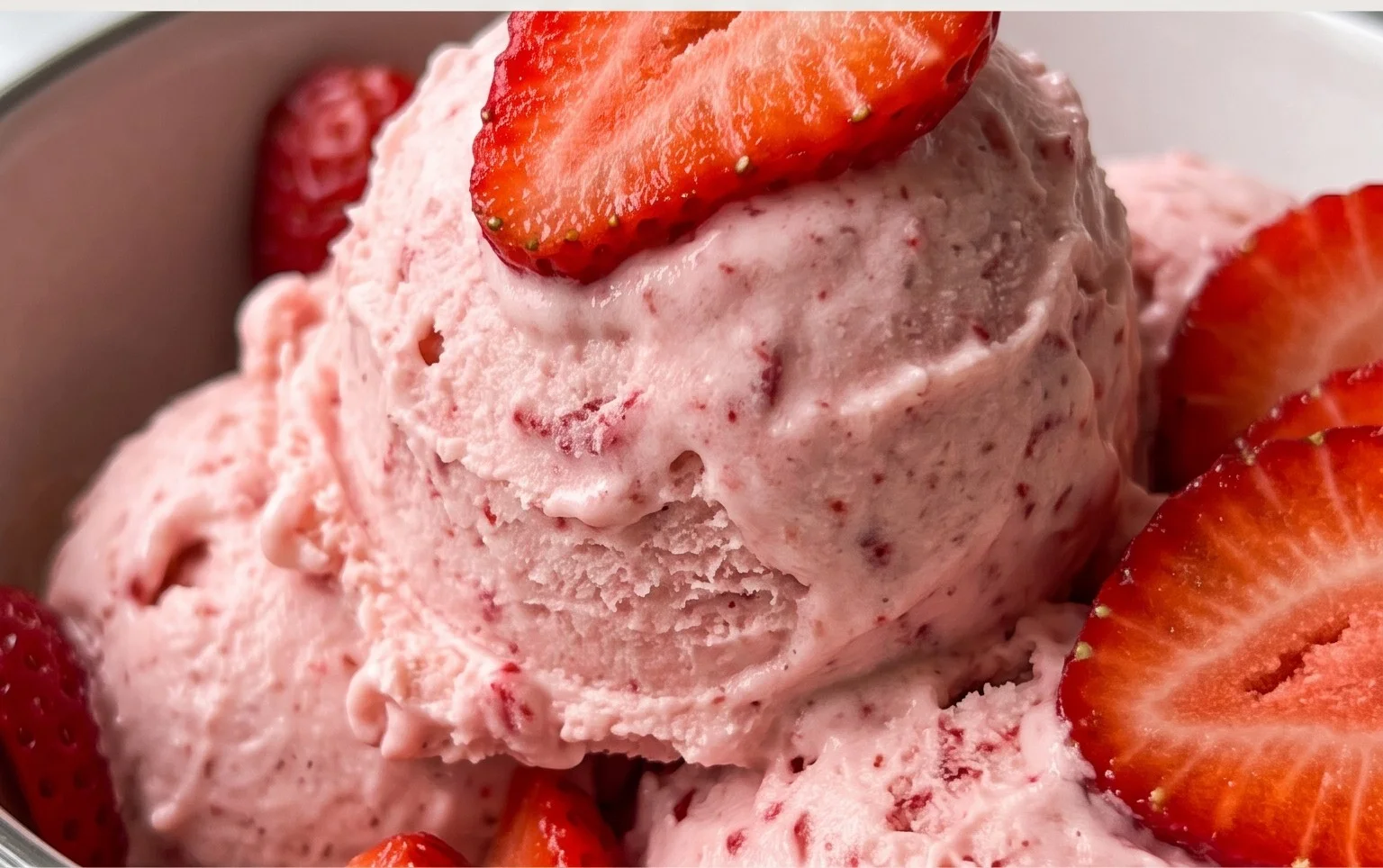 Homemade Strawberry Ice Cream